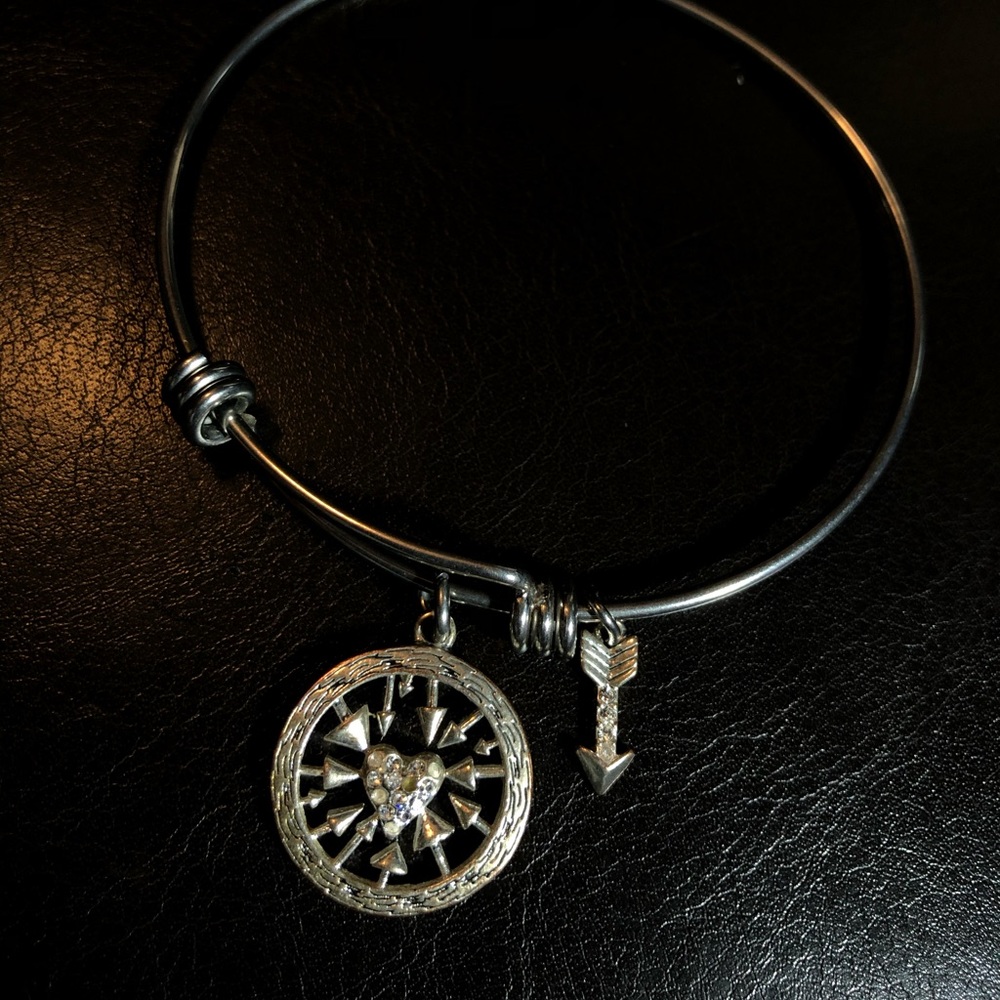 Heart and arrow charm bracelet